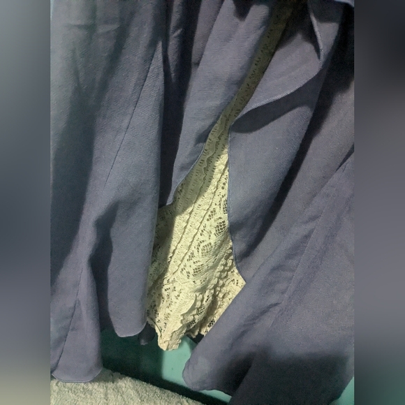 Purple dress with ribbon, ruffle, and lace detailing - Picture 4 of 5